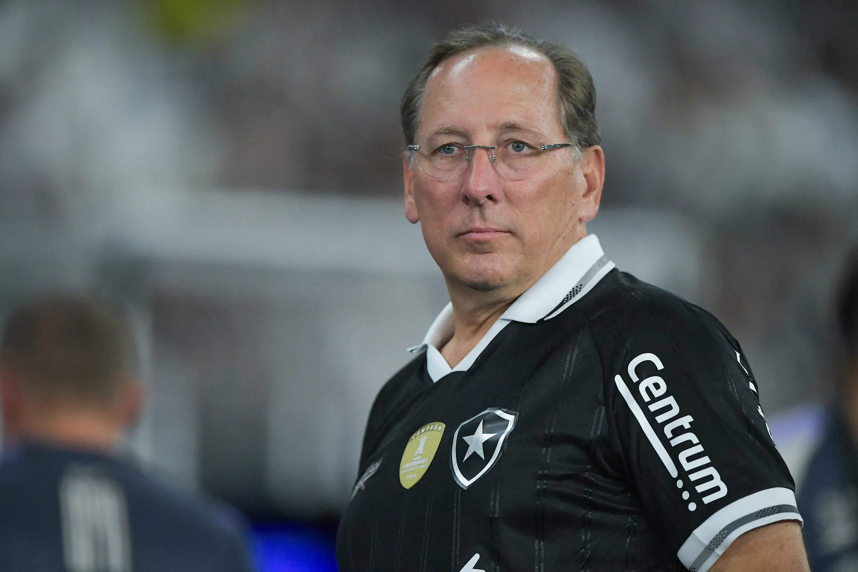 John Textor CEO do Botafogo durante partida contra o Corinthians no estadio Engenhao pelo campeonato Brasileiro A 2025. Foto: Thiago Ribeiro/AGIF