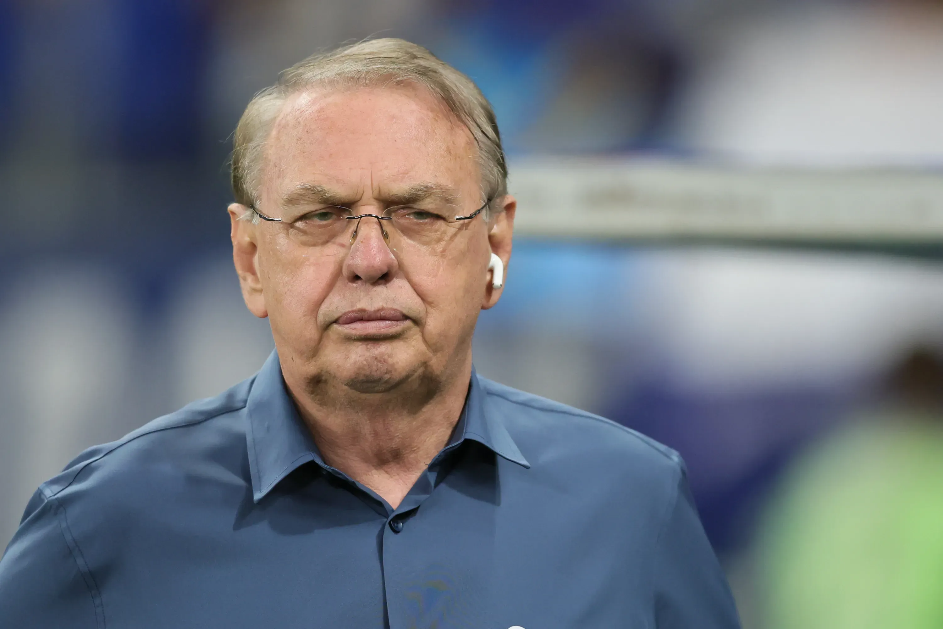 MG – BELO HORIZONTE – 23/11/2025 – BRASILEIRO A 2025, CRUZEIRO X CORINTHIANS – Osmar Stabile Presidente do Corinthians durante partida contra o Cruzeiro no estadio Mineirao pelo campeonato Brasileiro A 2025. Foto: Gilson Lobo/AGIF