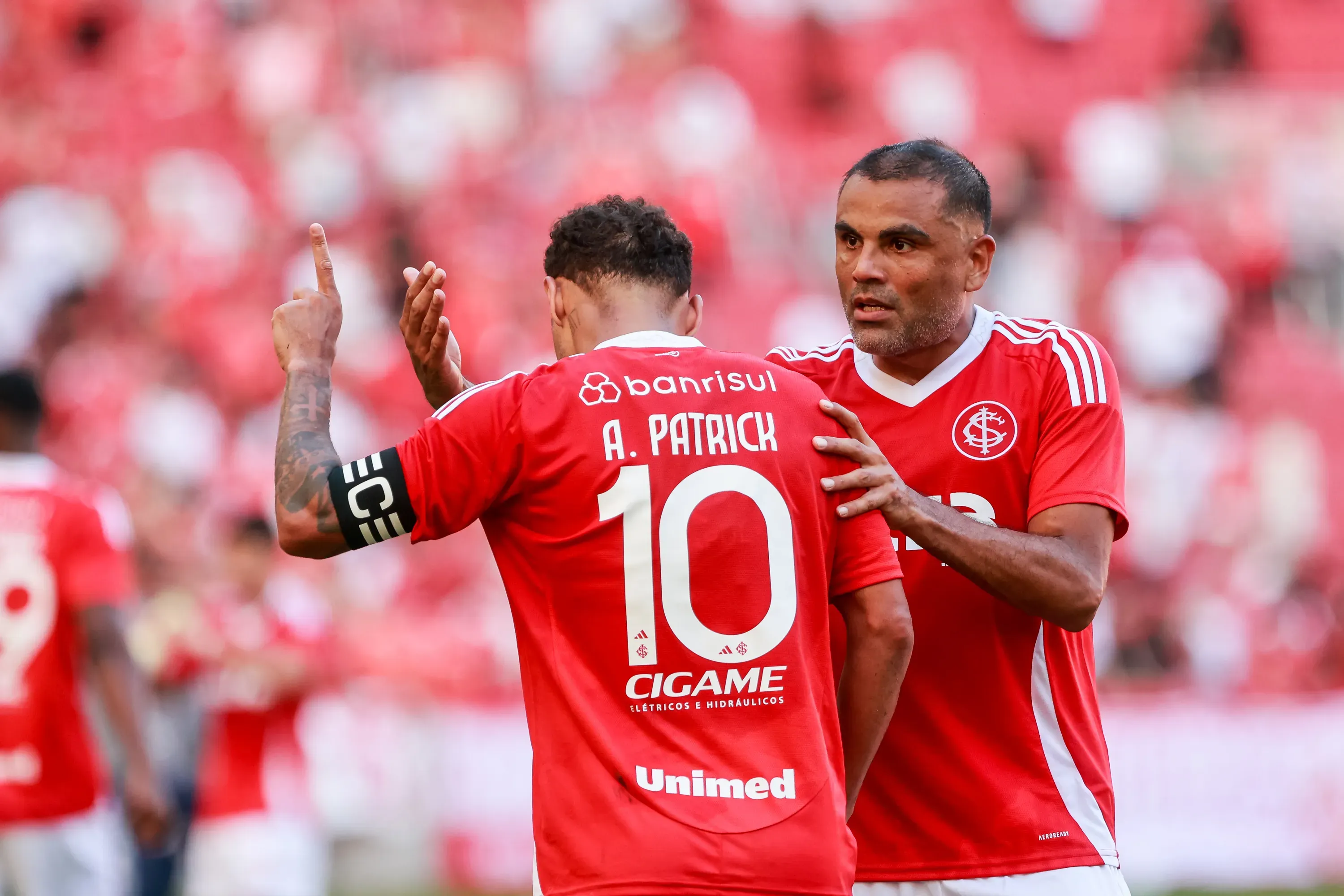 Alan Patrick, do Internacional, pode ser mais um a ir embora nesta Janela de Transferências – Foto: Luiz Erbes/AGIF