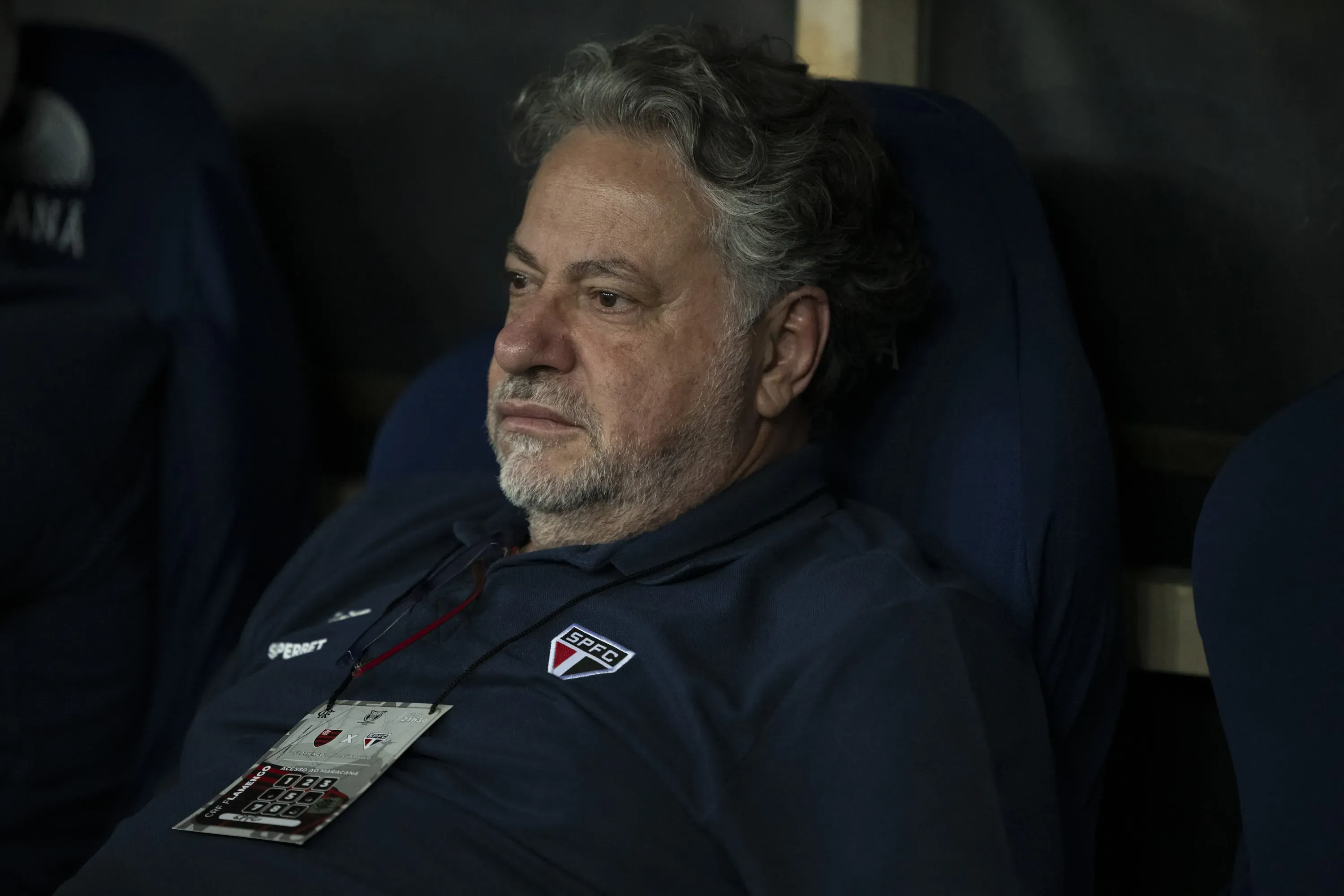 RJ – RIO DE JANEIRO – 17/04/2024 – BRASILEIRO A 2024, FLAMENGO X SAO PAULO – Julio Casares presidente do Sao Paulo antes da partida contra o Flamengo no estadio Maracana pelo campeonato Brasileiro A 2024.  Foto: Jorge Rodrigues/AGIF