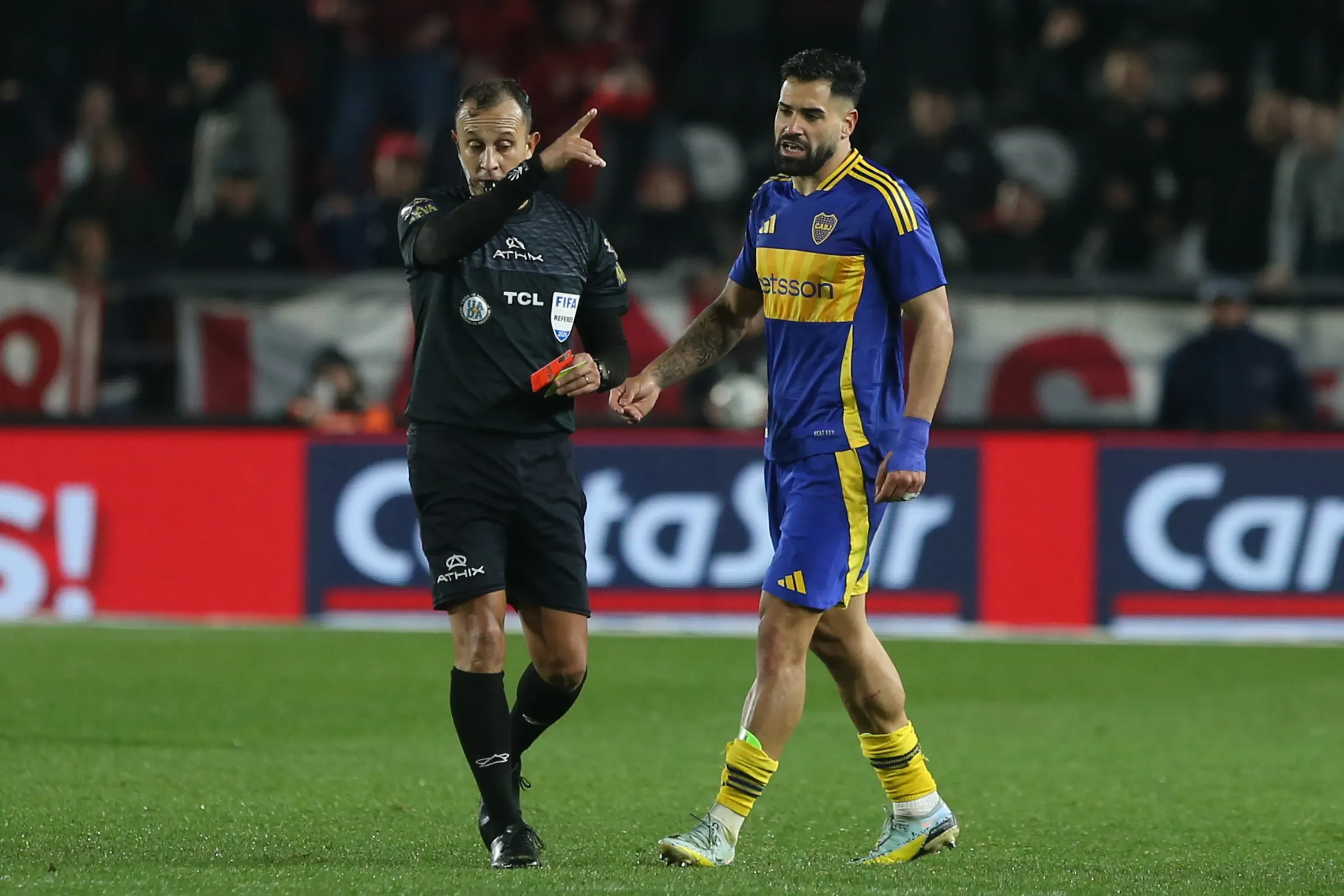 Boca y un historial negativo ante Racing con Herrera como árbitro. (Getty Images)