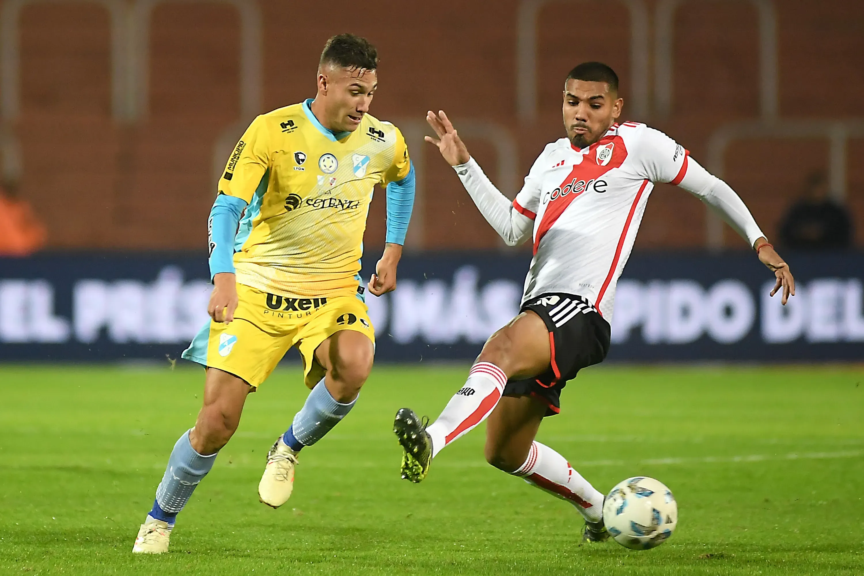 En 2024 Arturia jugó por Temperley. (Photo by Ramiro Gomez/Getty Images)