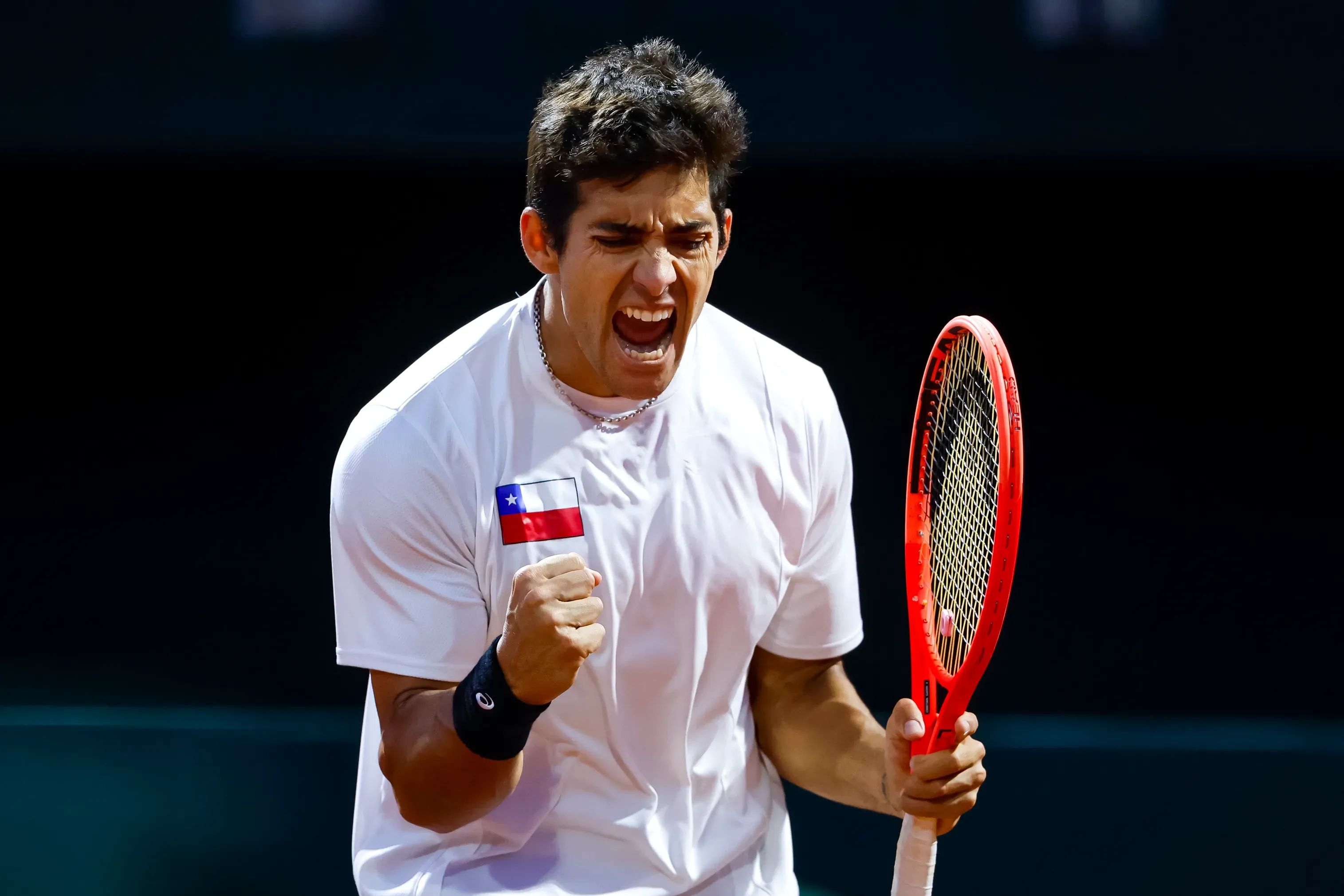 Cristian Garin lidera al equipo chileno que enfrenta en febrero a Serbia en el Estadio Nacional. (Foto: Pepe Alvujar/Photosport)