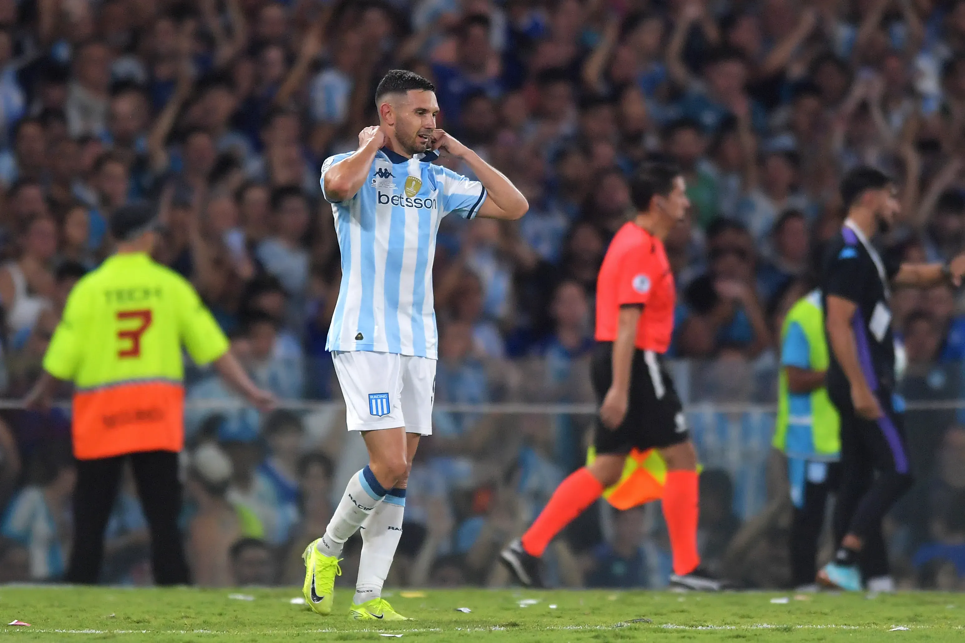 En Racing advirtieron a Boca por Maravilla Martínez. (Getty Images)