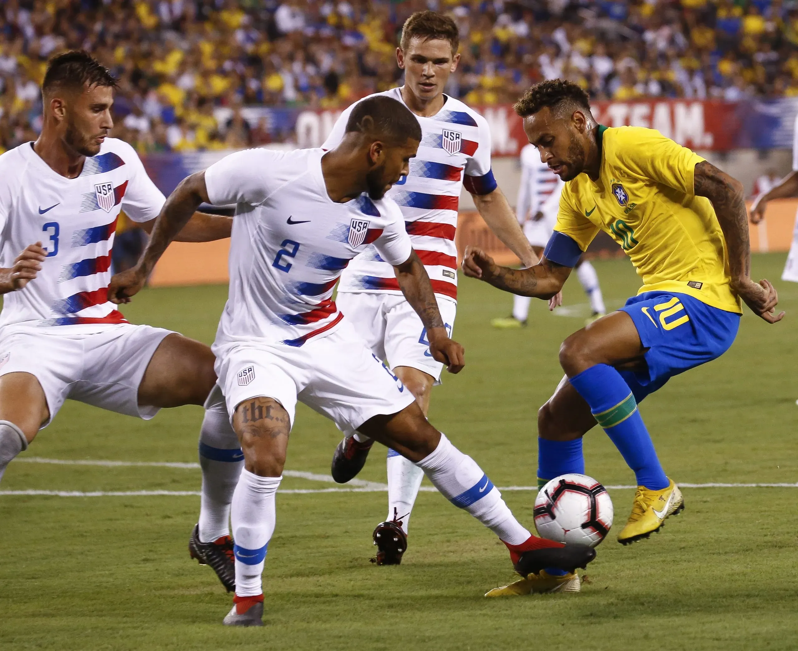 Último confronto entre Brasil x Estados Unidos, em 2018. Foto: Jeff Zelevansky/Getty Images.