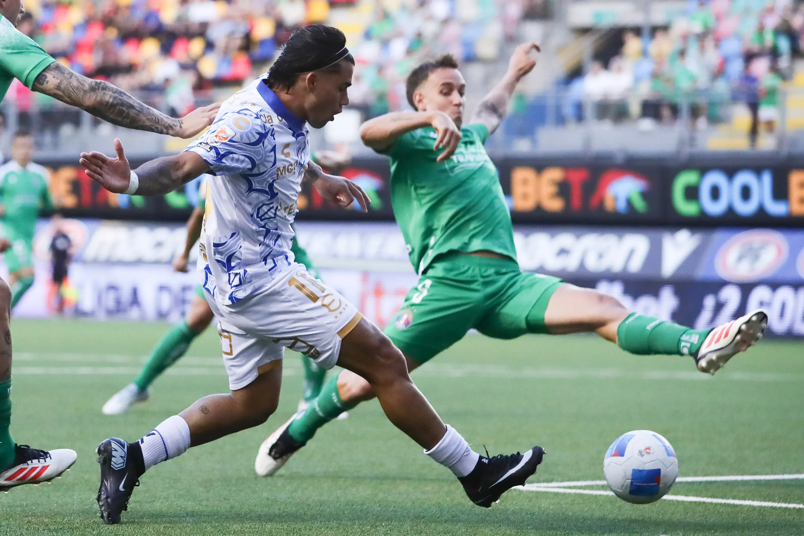 El jugador llegó a la escuadra el 2024/Photosport