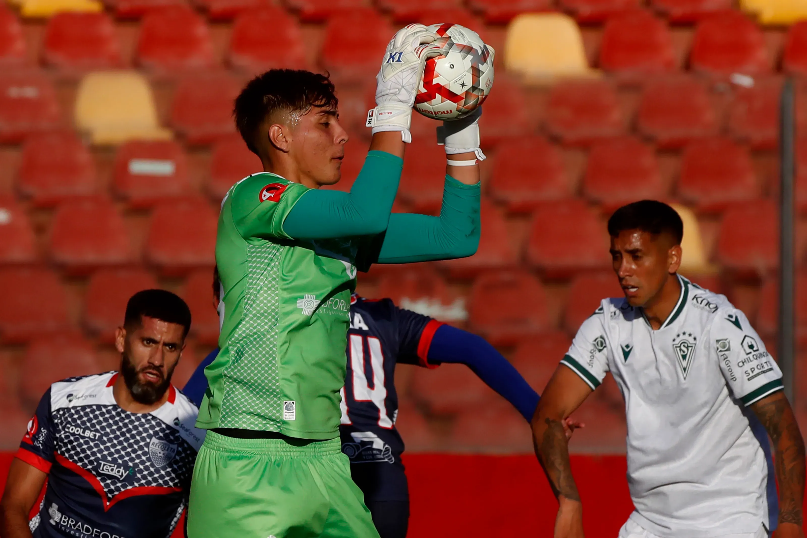 Vargas y su campaña en Recoleta /Photosport