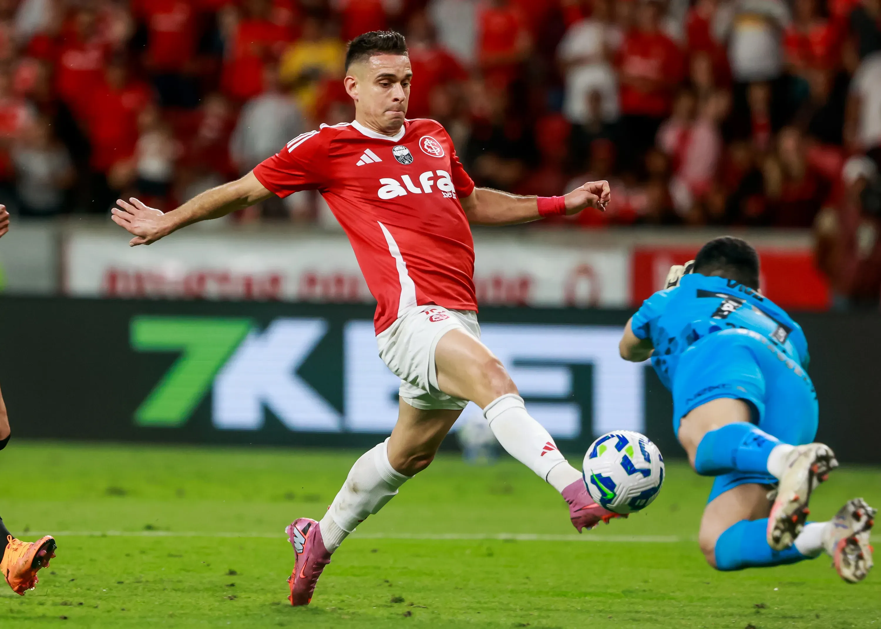 Brazão evitou um prejuízo maior para o Peixe. Foto: Luiz Erbes/AGIF