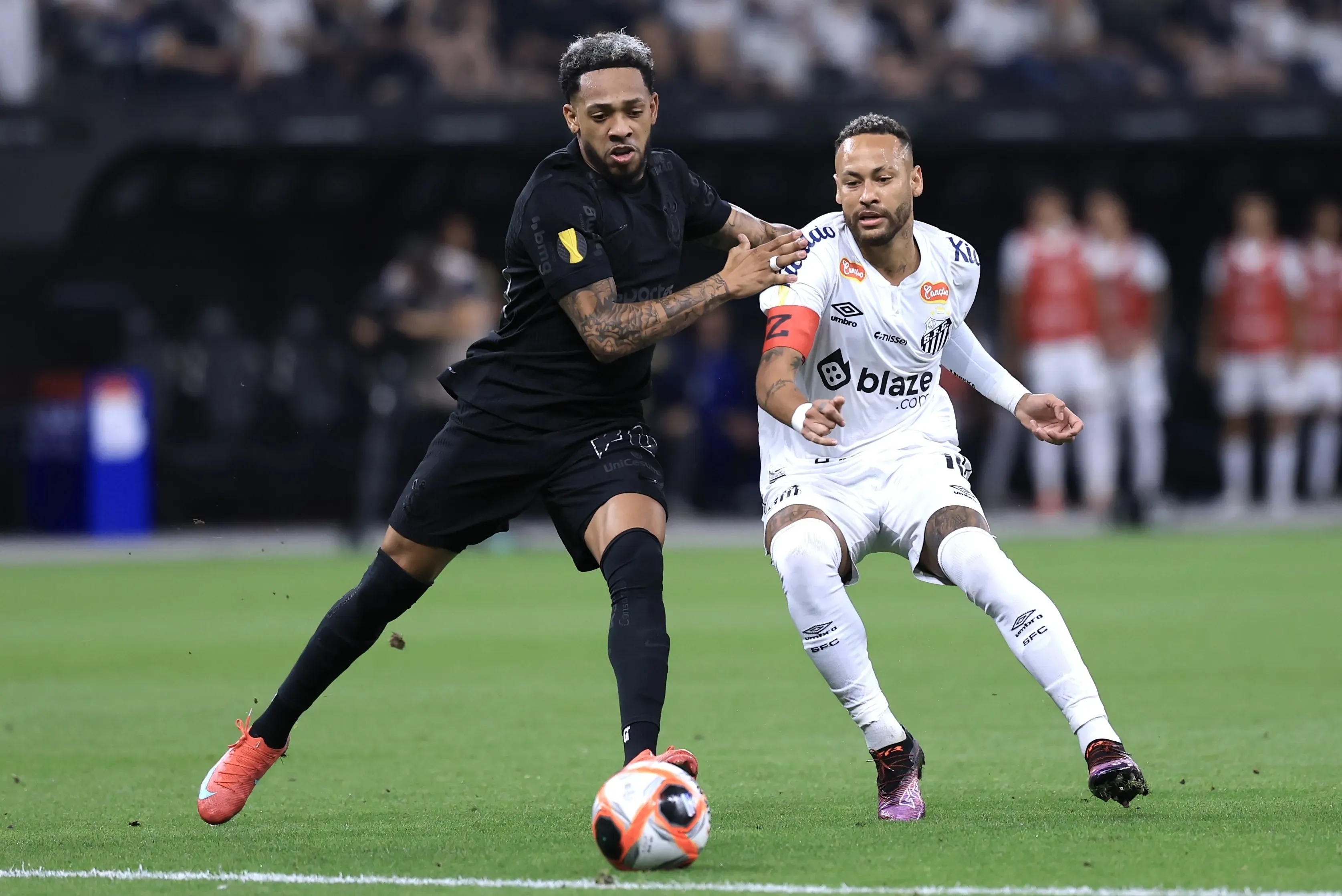 Neymar durante o clássico contra o Corinthians, pelo Paulistão. Foto: Marcello Zambrana/AGIF