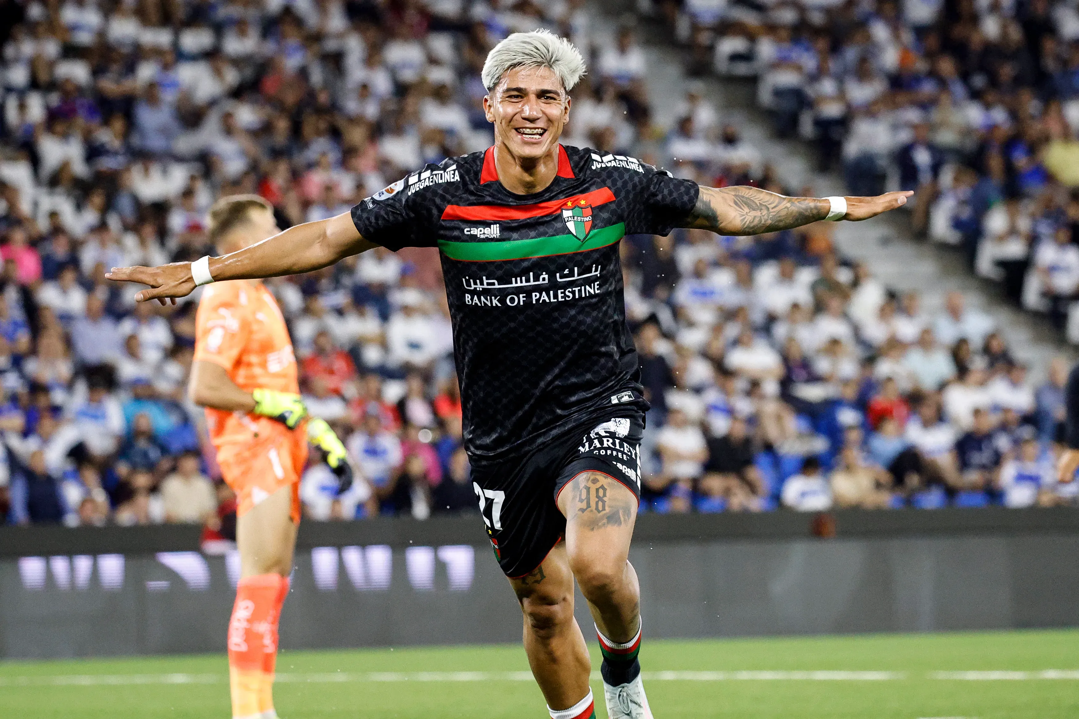 Junior Marabel se despide de Palestino. Diego Martin/Photosport