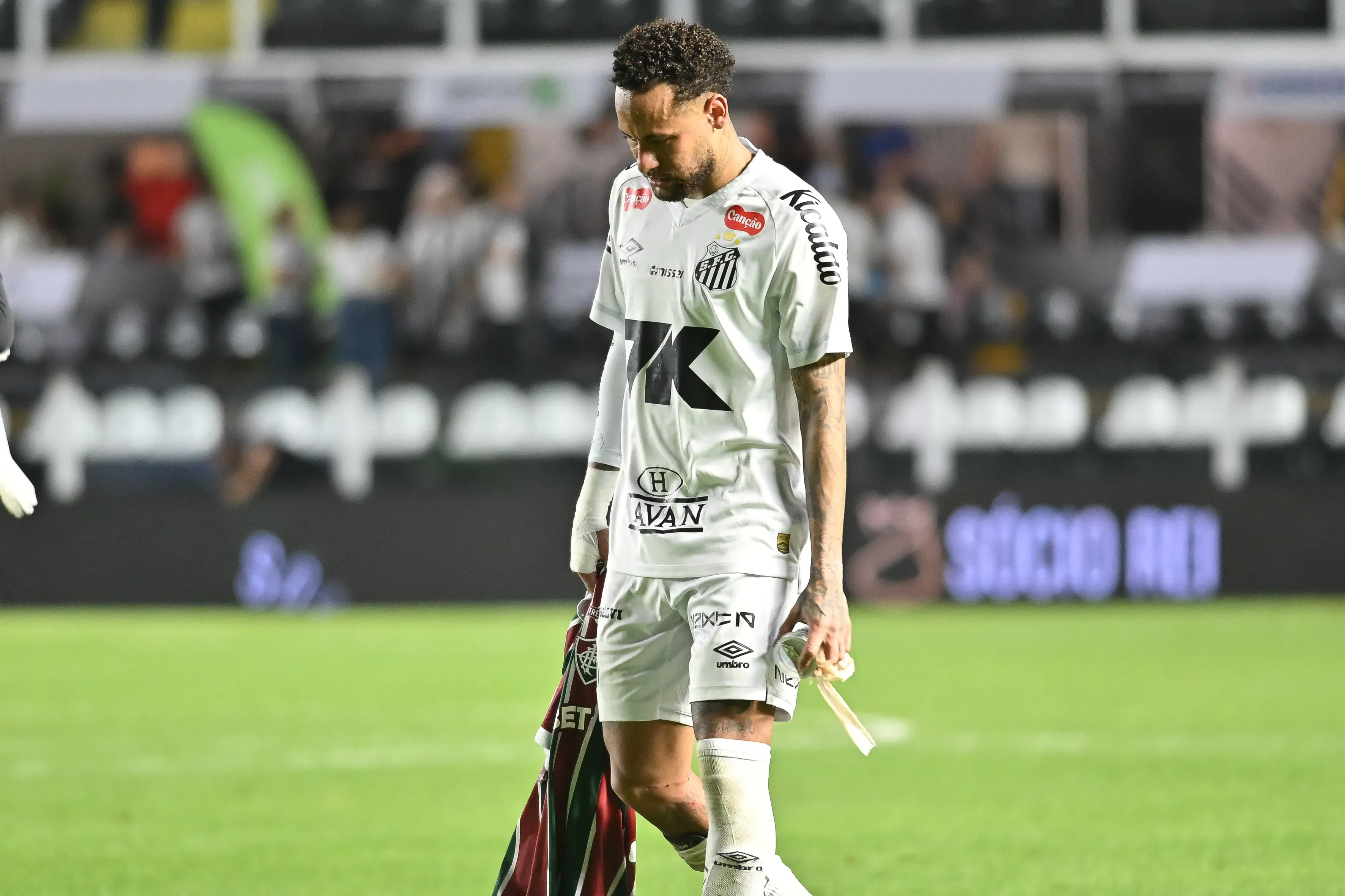 Neymar está garantido novamente entre os titulares do Santos contra o Mirassol – Foto: Jota Erre/AGIF