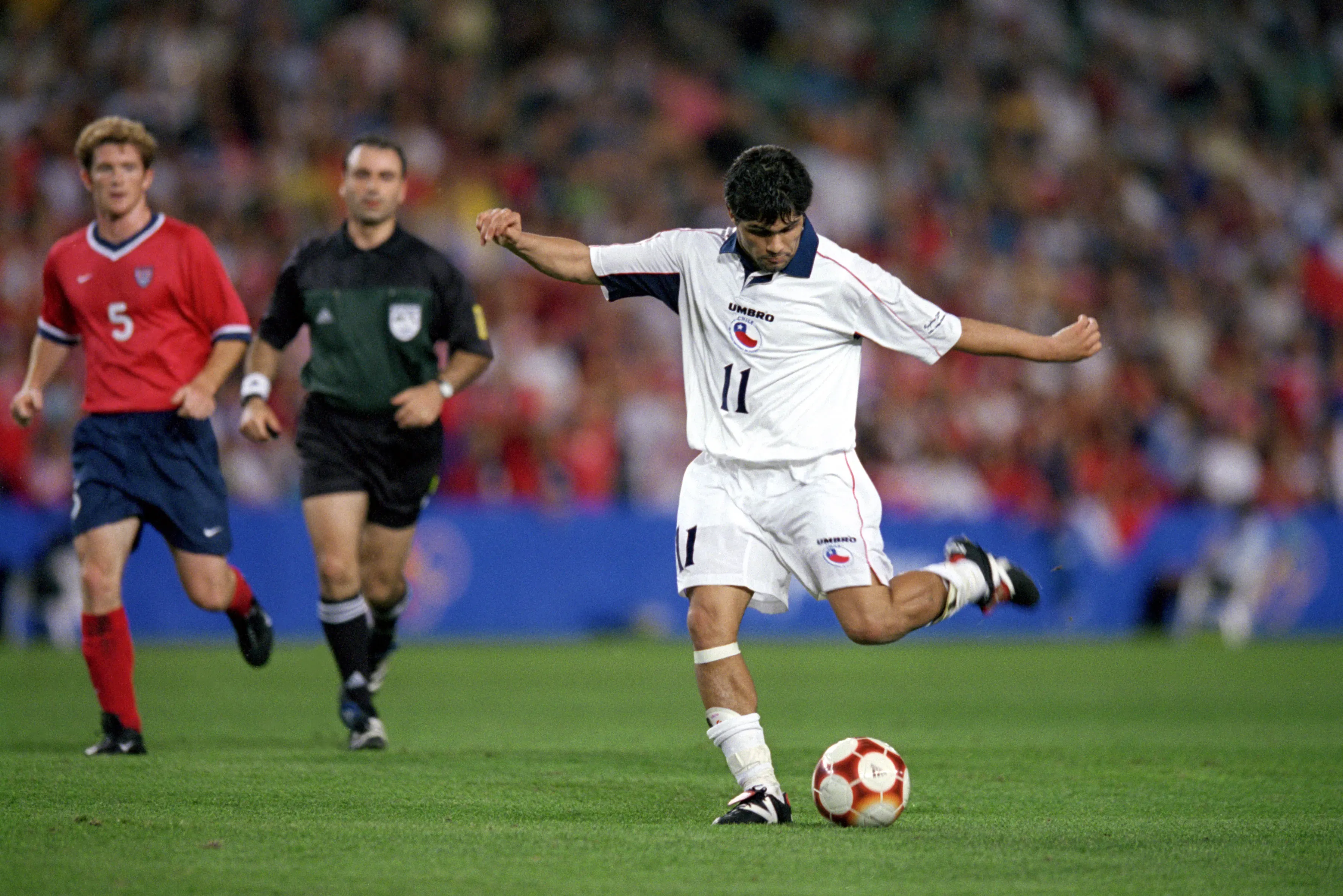 Reinaldo Navia fue parte de la Roja histórica de Sídney. (Photo by Clive Brunskill/Getty Images)