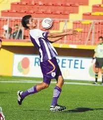 Maykel Ortiz supo vestir la 10 de Saprissa.