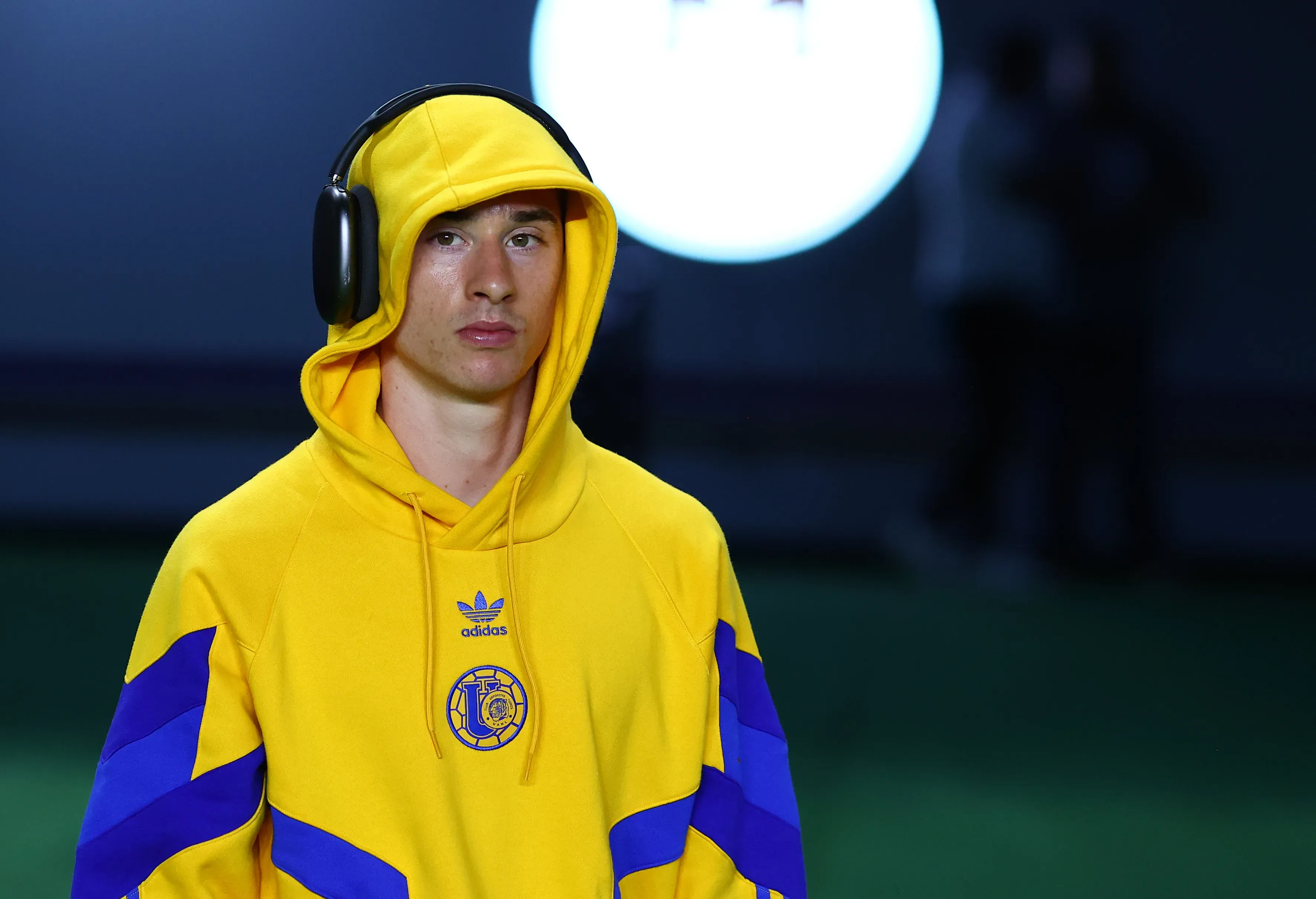 Marcelo Flores acumuló seis juegos seguidos en el banco sin ver minutos (Getty Images)