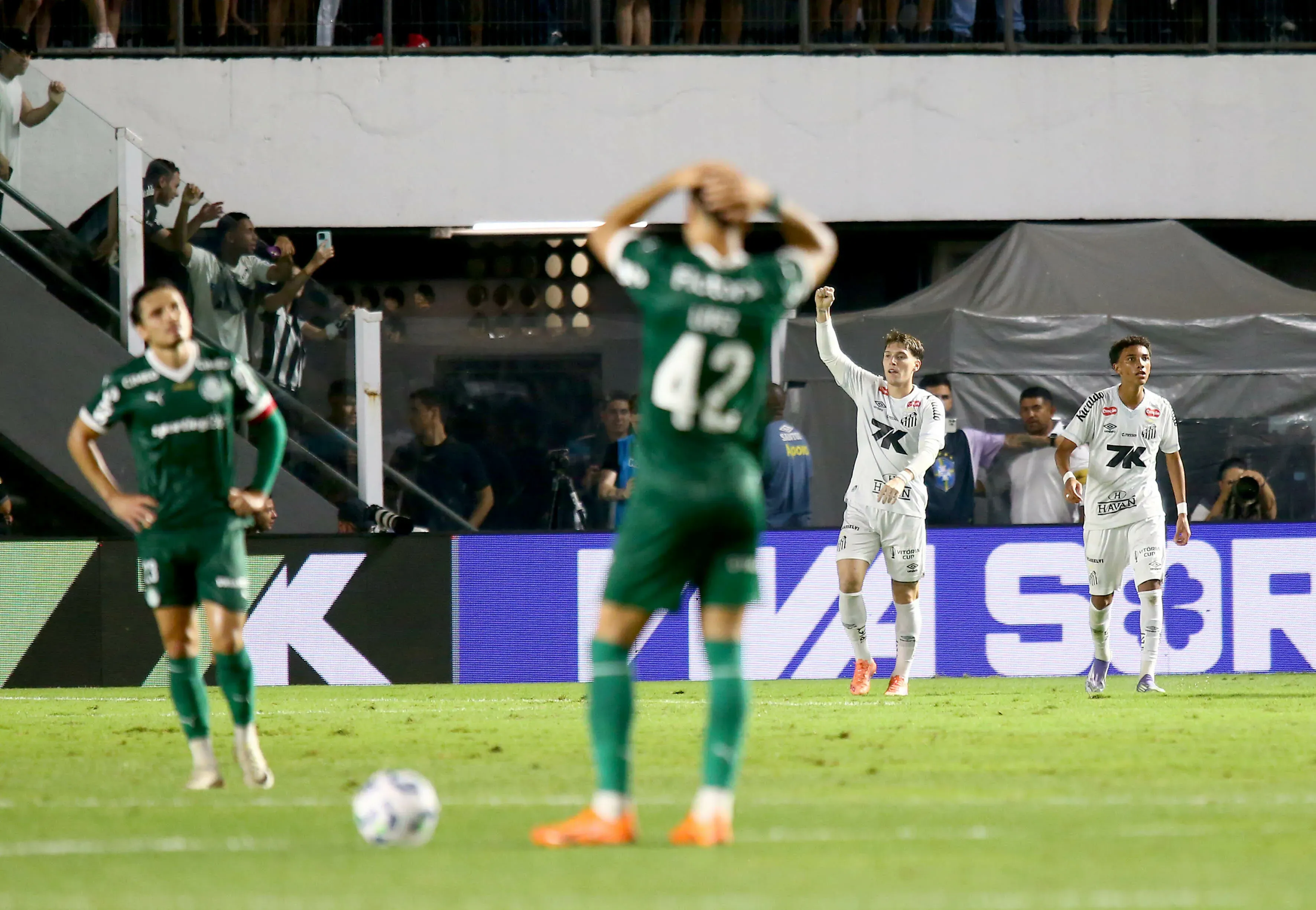 Santos venceu o clássico por 1 a 0. Foto: Mauricio De Souza/AGIF