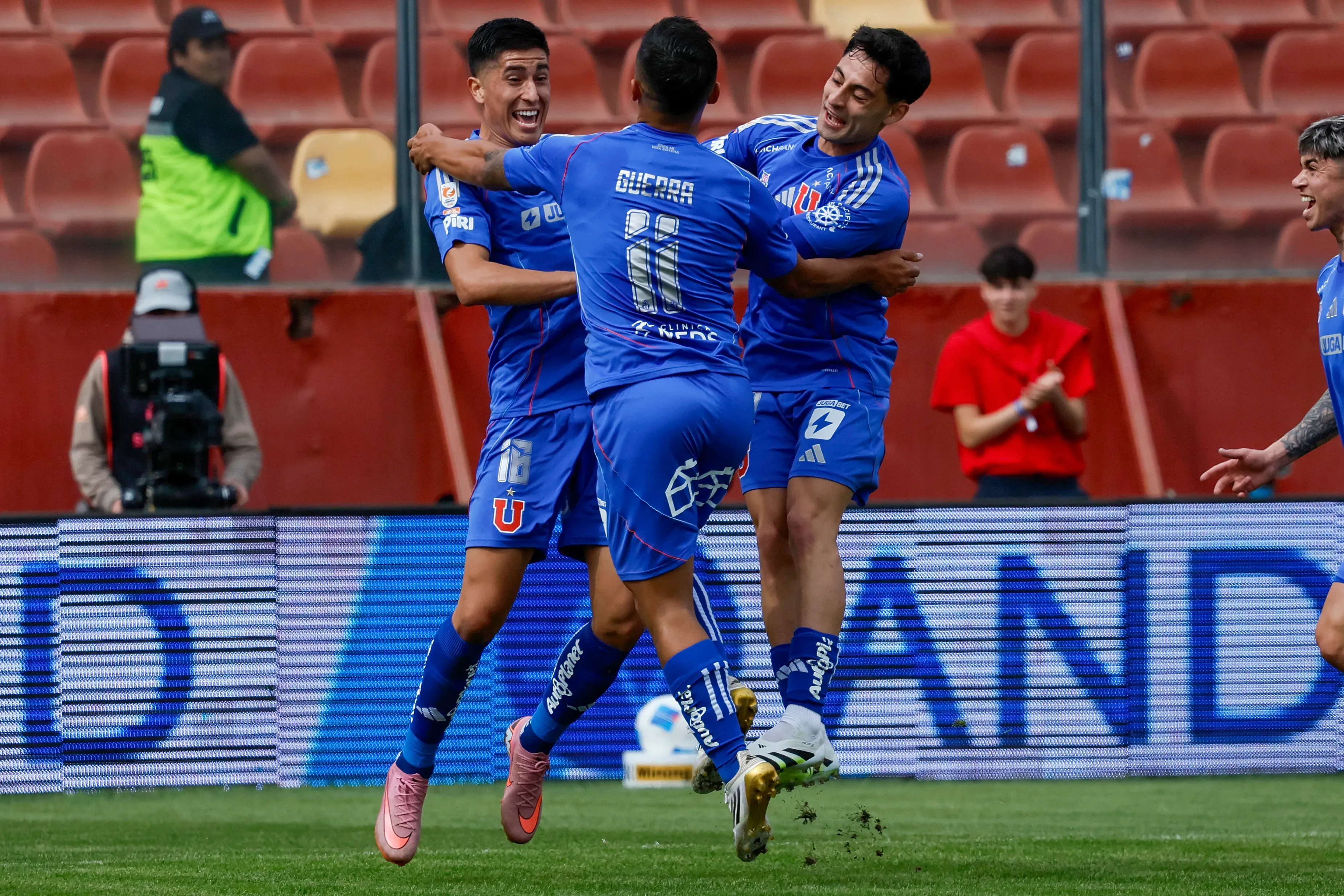 El Tucu celebrando un golazo | Photosport