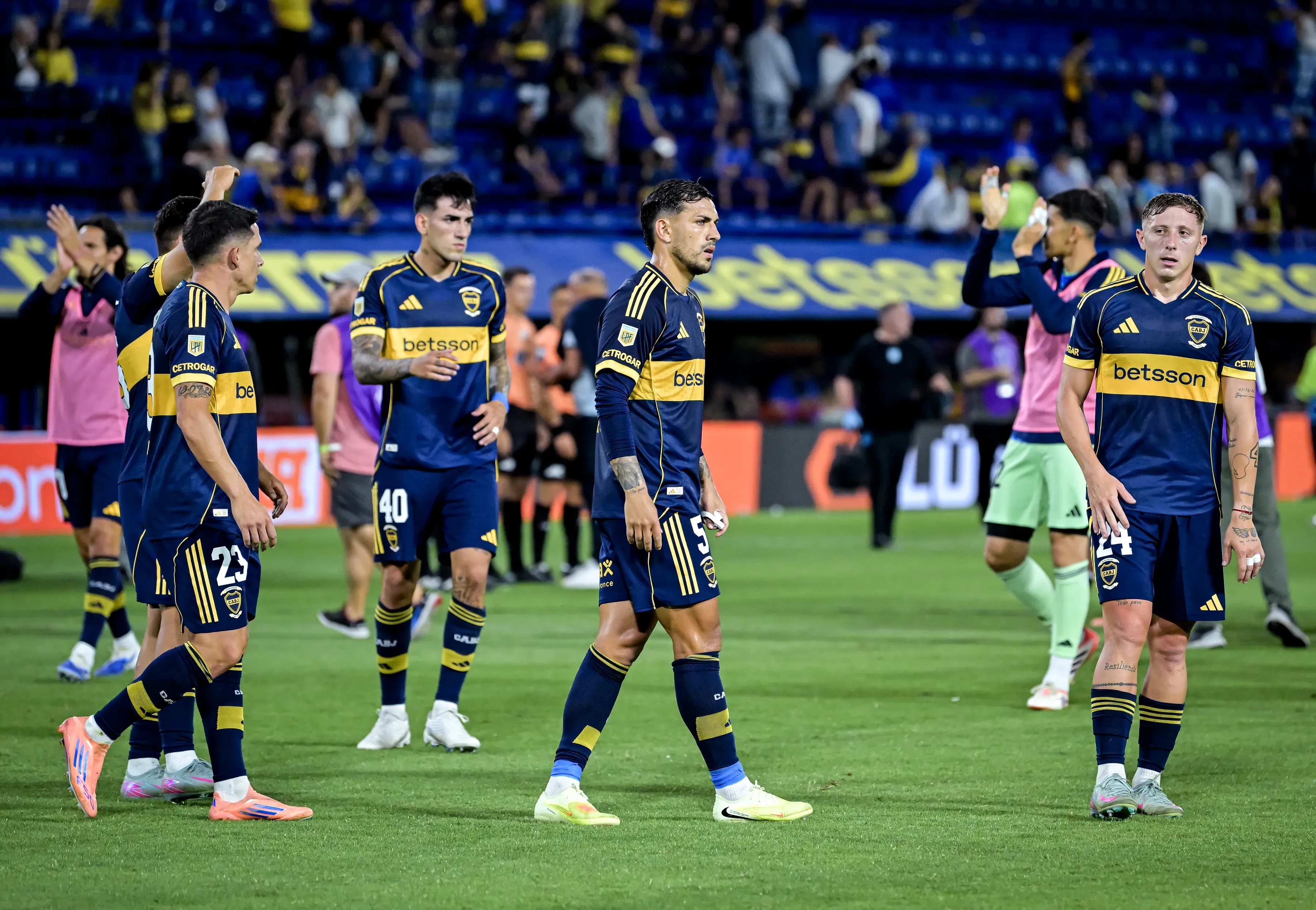 Paredes no tiró los córners y se supo por qué. (Getty)