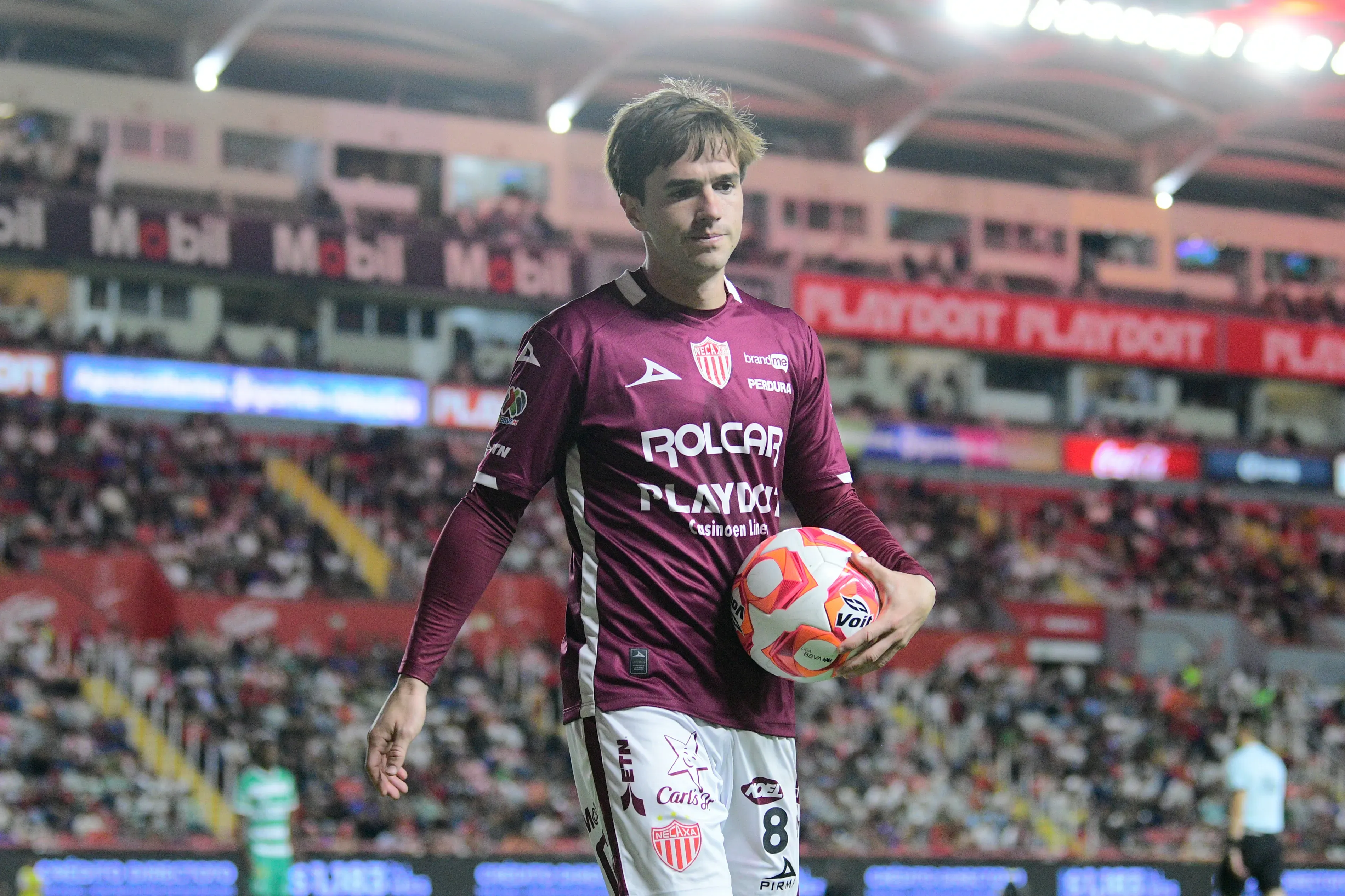 El primer refuerzo que habría pedido Nicolás Larcamón para 2026 (Imago 7)