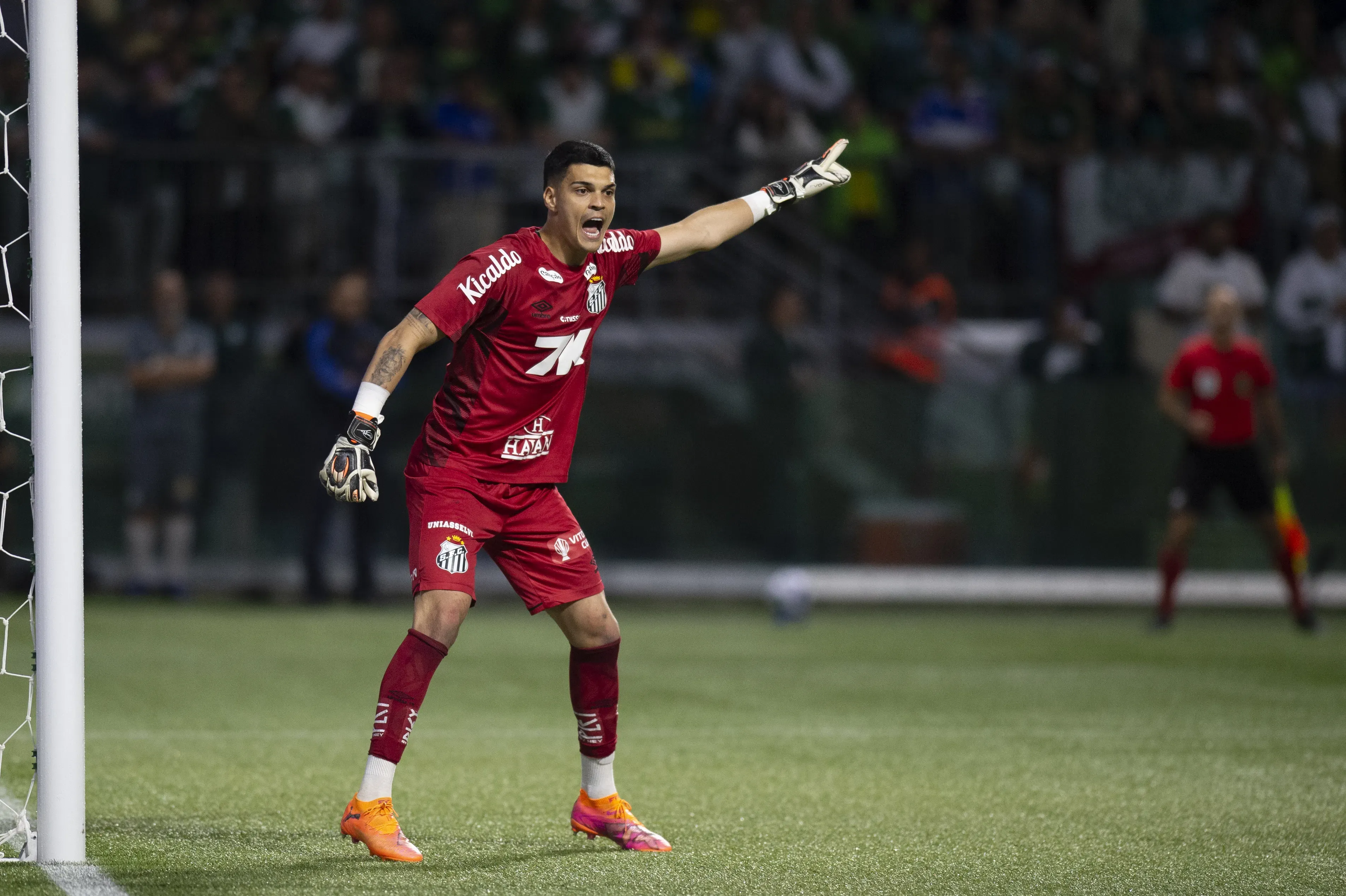 Brazão durante o clássico contra o Palmeiras. Foto: Anderson Romão/AGIF