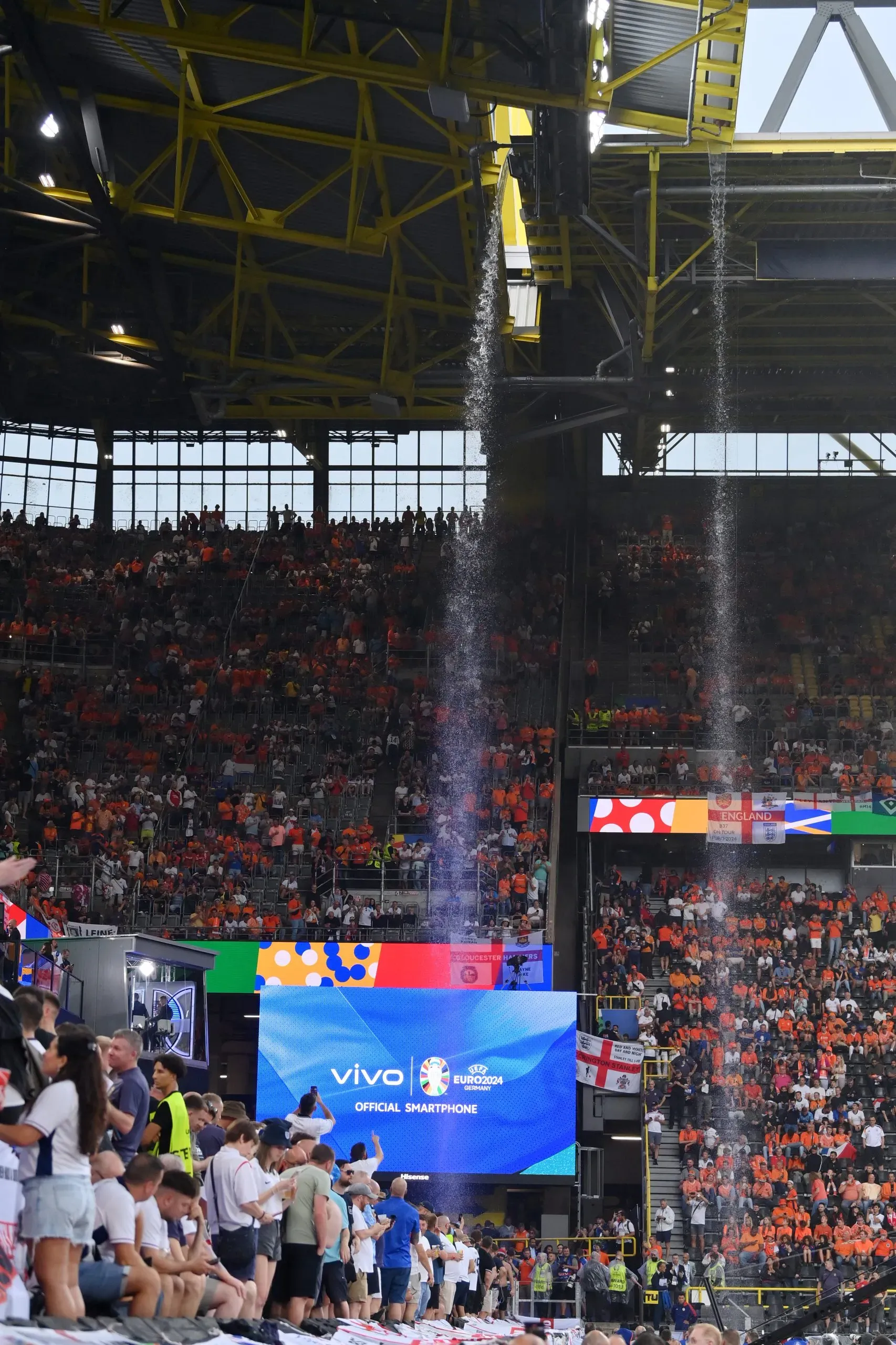 Torcida presente (Photo by Stu Forster/Getty Images)