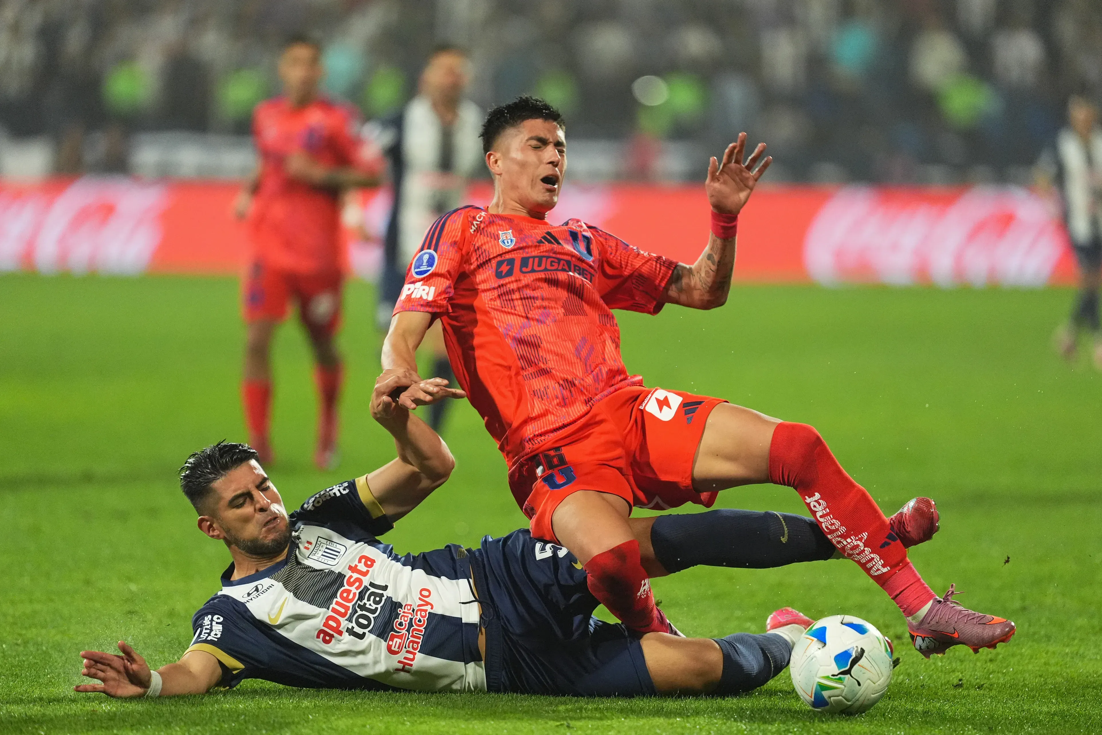 Carlos Zambrano tiene en su ADN andar pegando | Getty Images