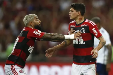 Convocações preocupam o Flamengo. Foto: Wagner Meier/Getty Images