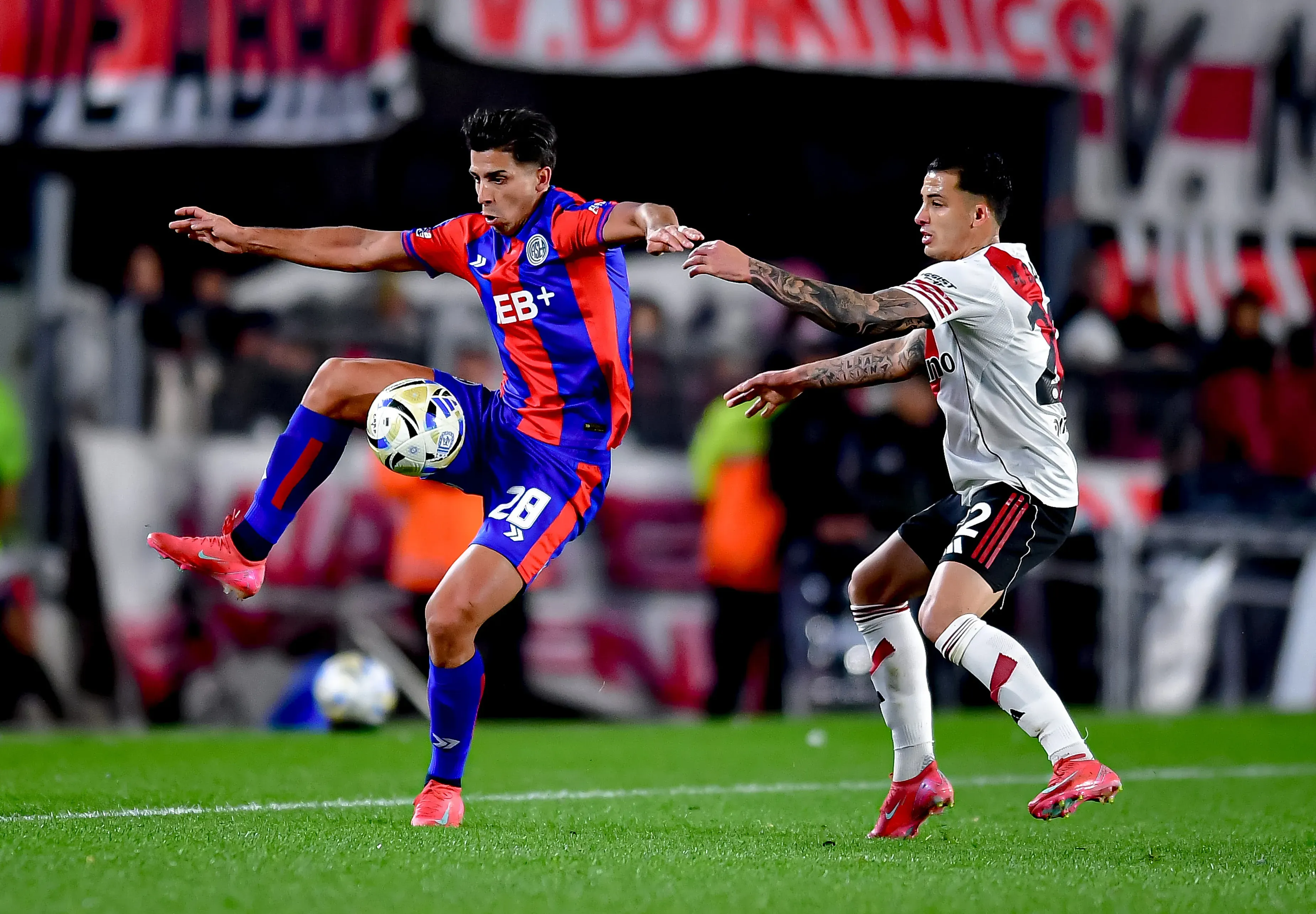Alexis Cuello vs River. (Foto: Getty).