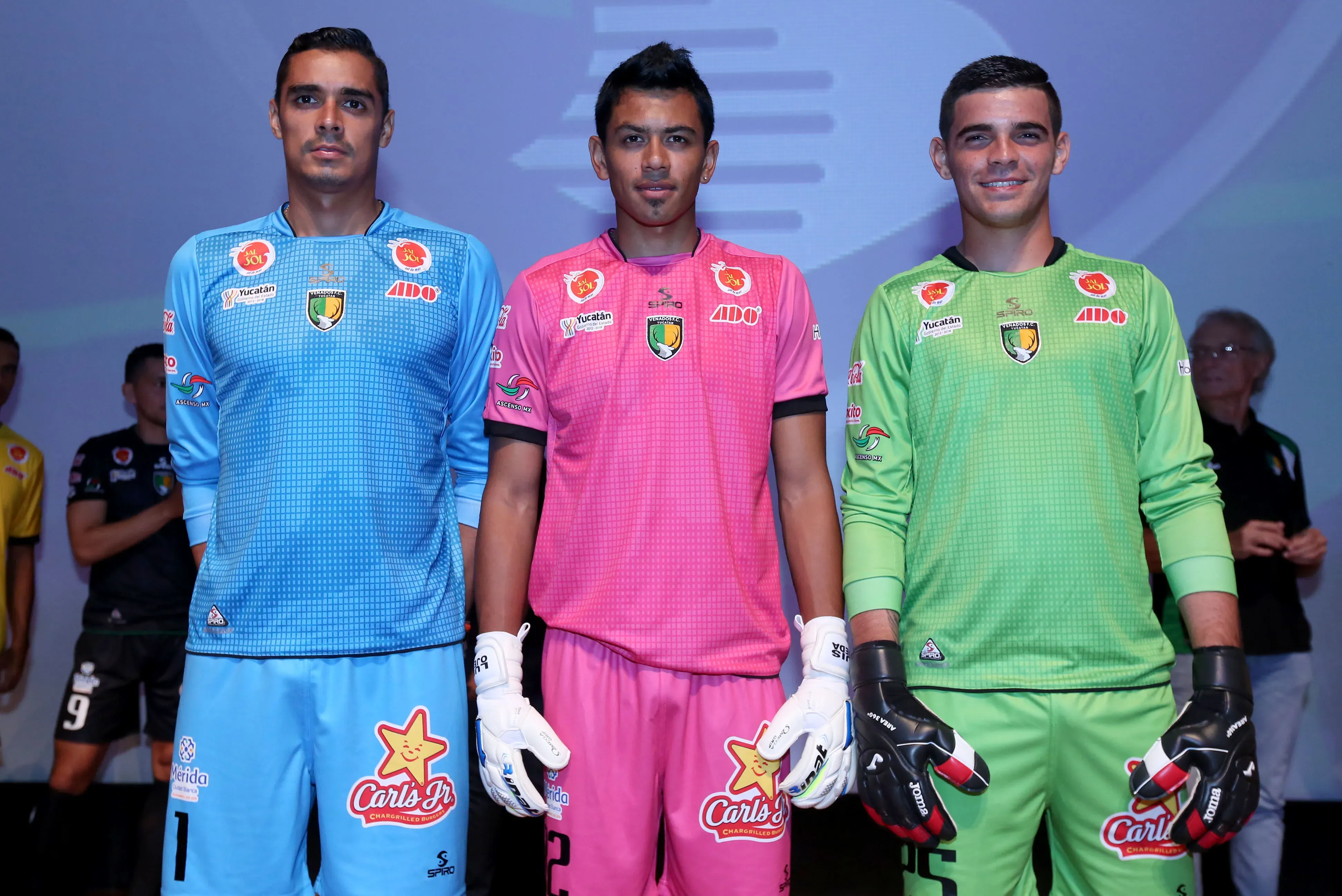 Andrés Gudiño en presentación de playeras de Venados (Iamgo 7)