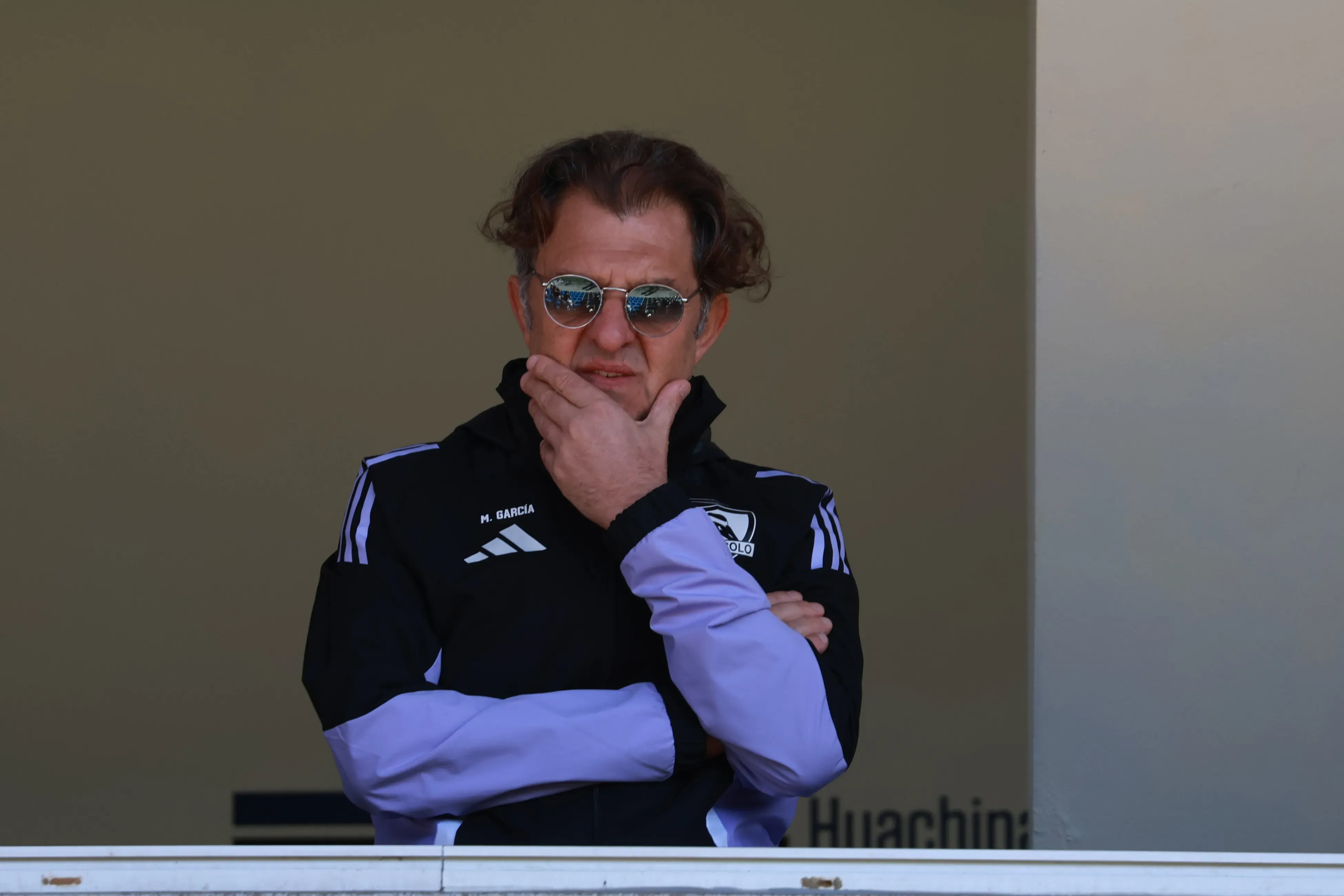 Mosa confirmó que el 9 llegará después de que se contrate un defensa central | Foto: Photosport