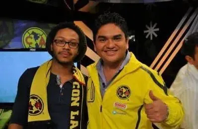 El cantante llegó a mostrarse como seguidor del América (Twitter/X)