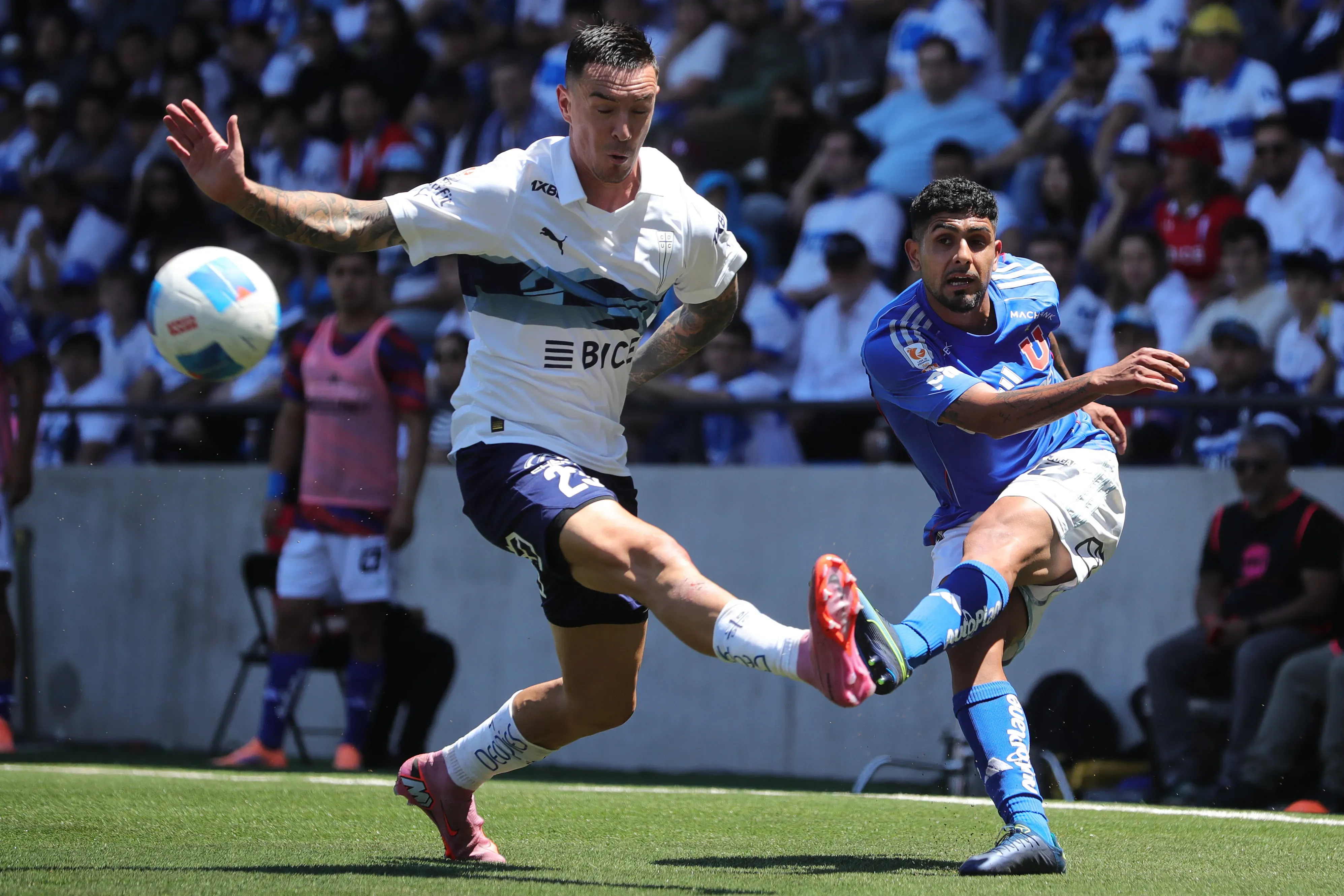 Antonio Díaz no ha logrado consolidarse con la U. Foto: Felipe Zanca/Photosport