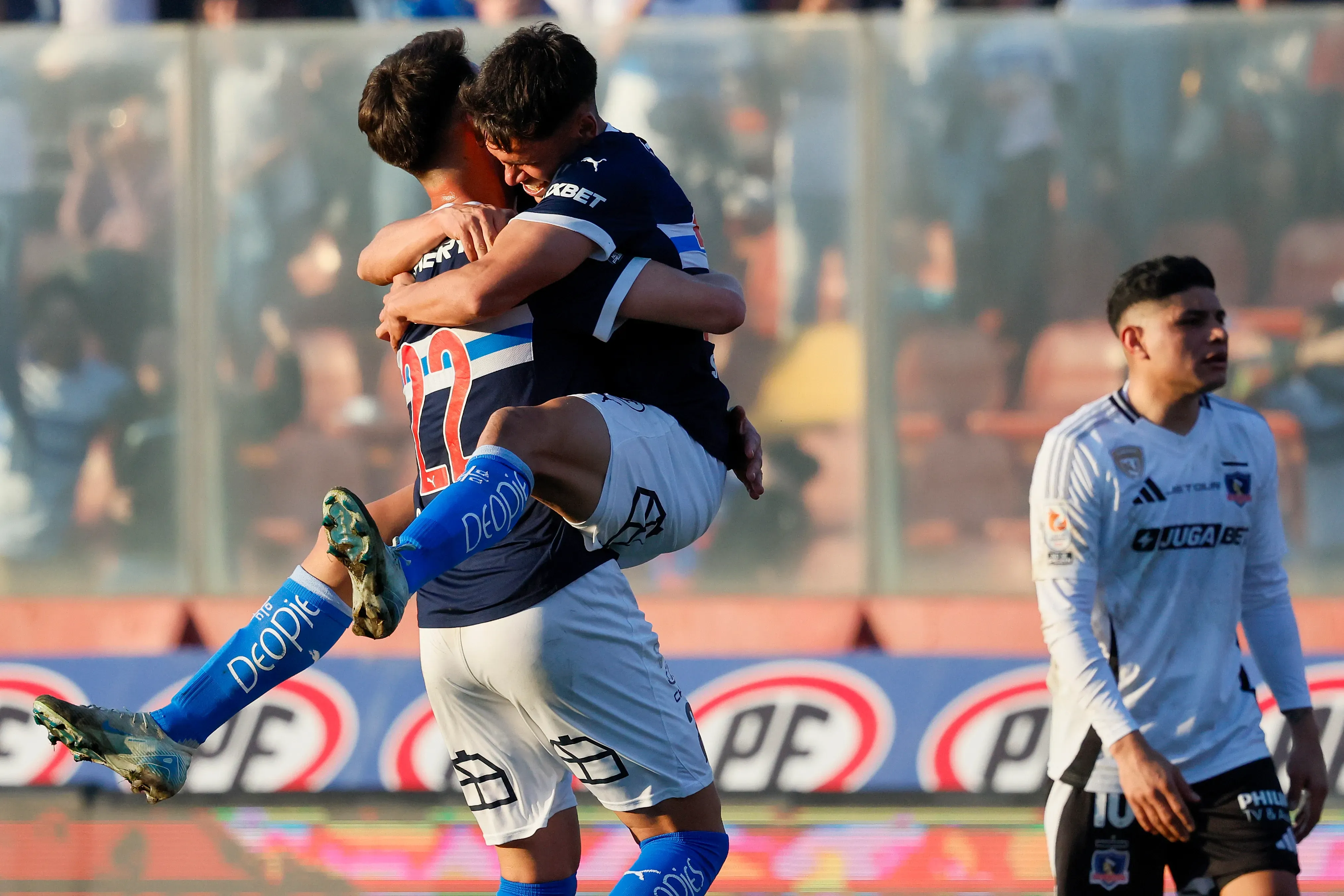 Diego Corral le da el triunfo a Universidad Católica en el Clásico ante Colo Colo | Photosport
