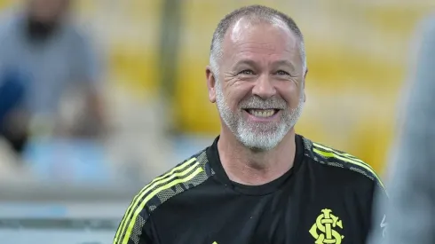 Foto: Thiago Ribeiro/AGIF | Mano Menezes manda a real sobre o mercado da bola