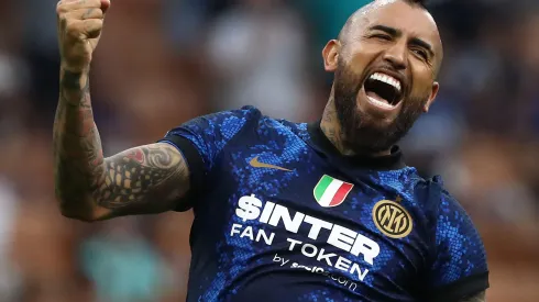 (Photo by Marco Luzzani/Getty Images) - Vidal é o grande sonho do Mengão