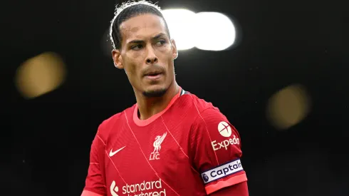 Shaun Botterill/ Getty Images – Van Dijk, zagueiro do Liverpool
