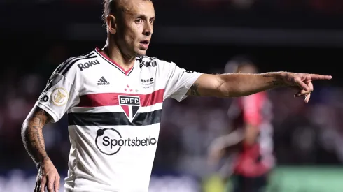 Ettore Chiereguini/AGIF - Rafinha, lateral do São Paulo