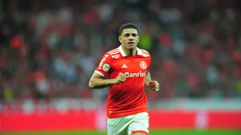 Foto: (Ricardo Duarte/SC Internacional) - Taison é desfalque certo nos próximos compromissos do Internacional na temporada