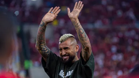 Foto: Paula Reis / Flamengo - Contratação de Vidal é 'cornetada' por comentarista