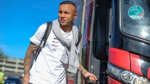 Foto: (Marcelo Cortes/Flamengo) - Everton Cebolinha chega ao Flamengo com potencial para brigar pela titularidade