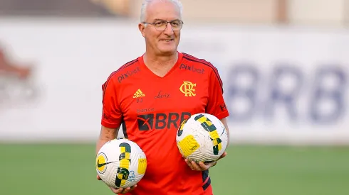 Foto: (Marcelo Cortes/Flamengo) – Dorival Júnior 'abriu mão' de um de seus defensores no Flamengo
