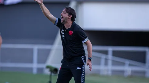 Isabela Azine/AGIF – Maurício Souza, técnico do Vasco
