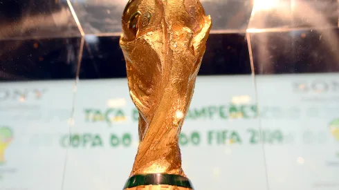 Foto: Mauro Horita/AGIF- Taça oficial da Copa do Mundo.
