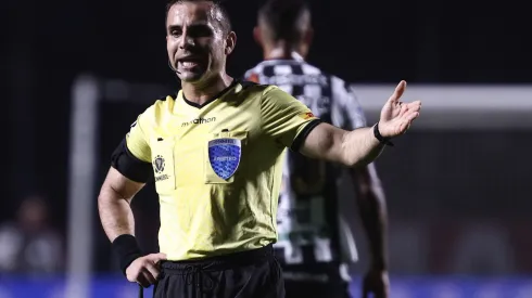 Foto: Ettore Chiereguini/AGIF - Conmebol divulga áudio do VAR de São Paulo x Ceará