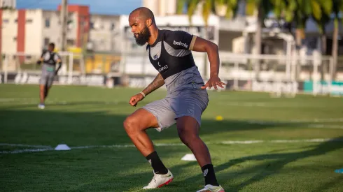 Foto: (Felipe Santos/CearaSC.com) - Messias concedeu entrevista coletiva no Ceará nesta sexta (5)