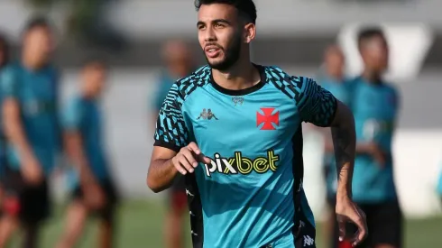 Daniel Ramalho/CRVG- Getúlio em sua passagem pelo Vasco