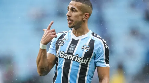 Foto: (Pedro H. Tesch/AGIF) – Pertencente ao Athletico, Nicolas está emprestado ao Grêmio até o final da temporada
