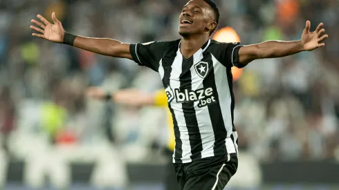 Foto: (Jorge Rodrigues/AGIF) - Jeffinho tem sido o 'xodó' da torcida do Botafogo em 2022