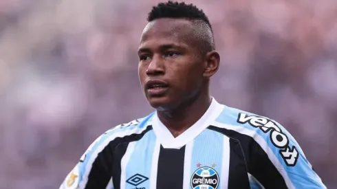 © Foto: Ettore Chiereguini/AGIF- Meia deve ser titular no duelo desta terça-feira (30)
