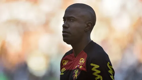 Foto: (Thiago Ribeiro/AGIF) - Fabinho quer o Sport de cabeça erguida nesta reta final de temporada