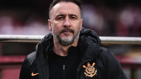 Foto: Ettore Chiereguini/AGIF - Treinador vive bom momento na equipe paulista